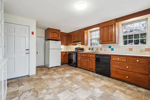 $1,100,000 | 48-56 Perkins Lane, Temple, NH 03084