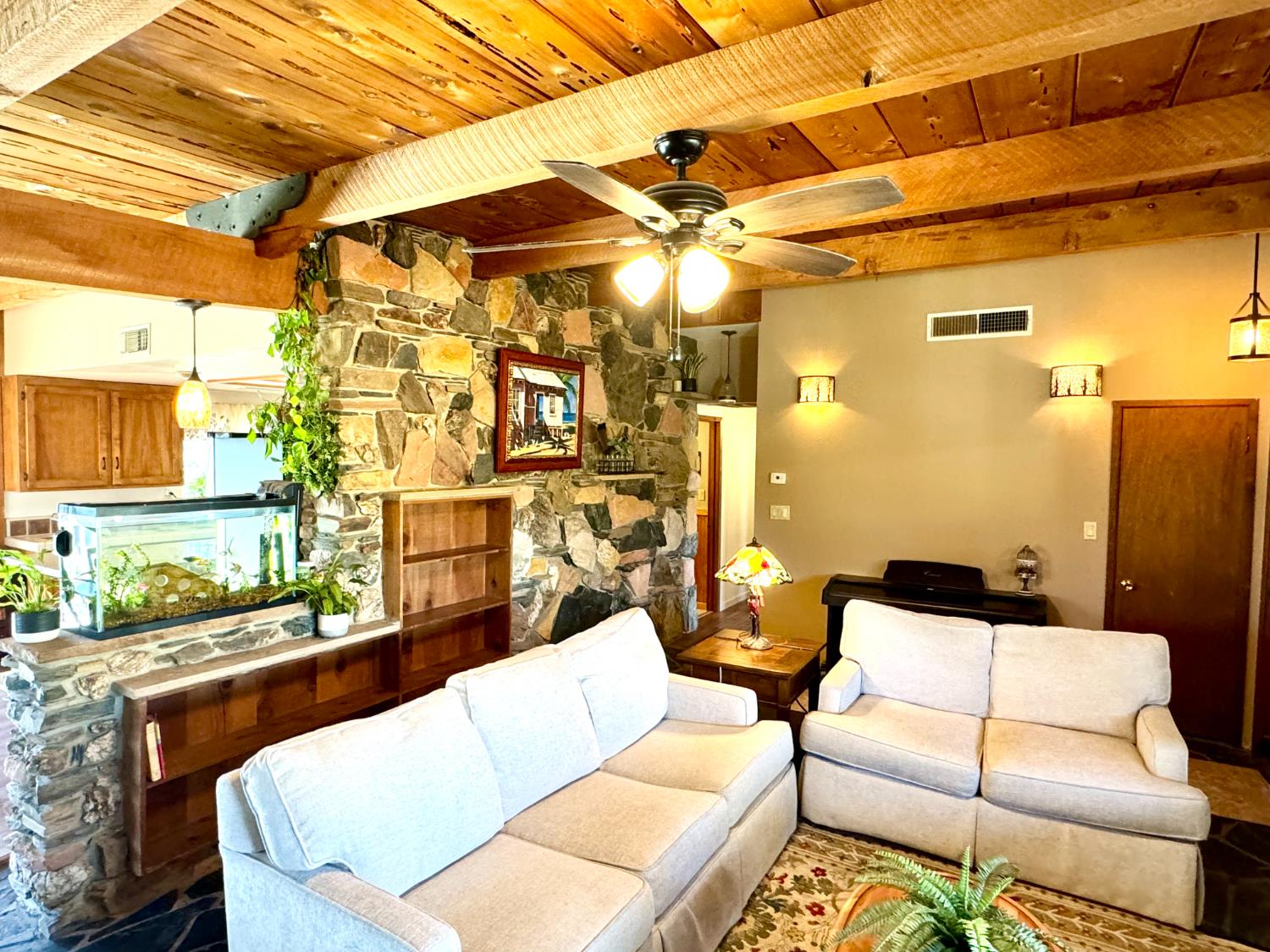 47515 Bissett Station Road Oakhurst, CA 93644 - Photo 33 of 59 a outdoor living space with patio furniture