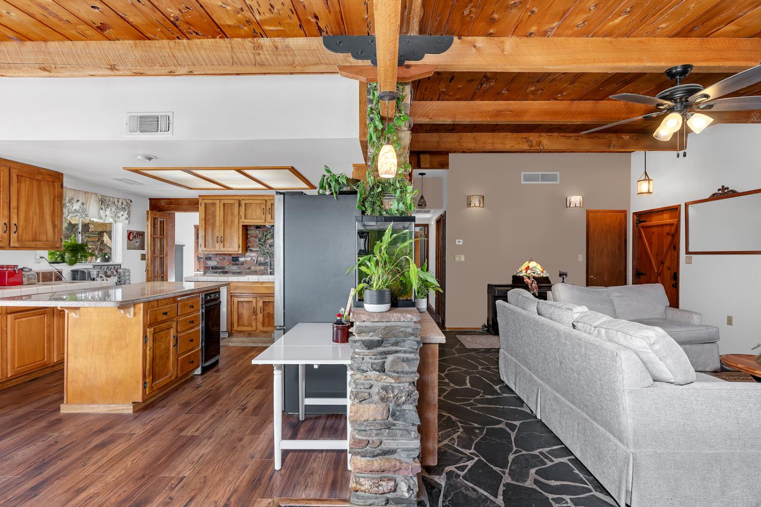 47515 Bissett Station Road Oakhurst, CA 93644 - Photo 37 of 59