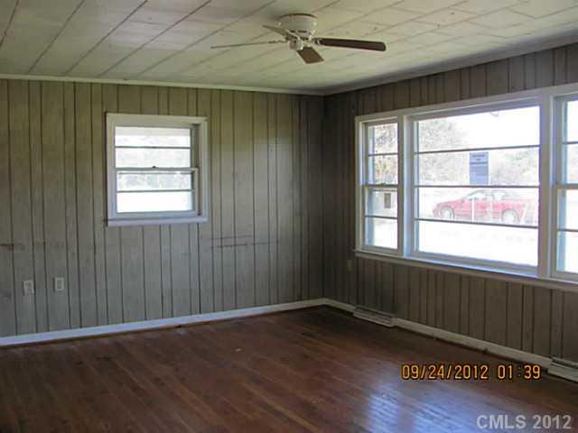 3807 Little Mountain Road Gastonia, NC 28056 - Photo 2 of 9