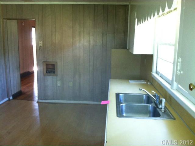 3807 Little Mountain Road Gastonia, NC 28056 - Photo 3 of 9
