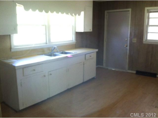 3807 Little Mountain Road Gastonia, NC 28056 - Photo 4 of 9