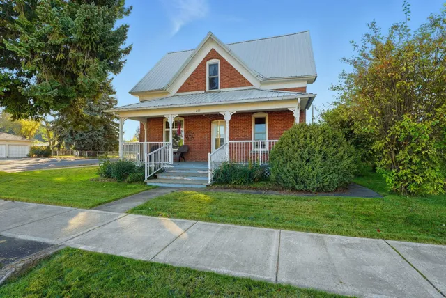 $417,000 | 255 Broadway Avenue, Reardan, WA 99029