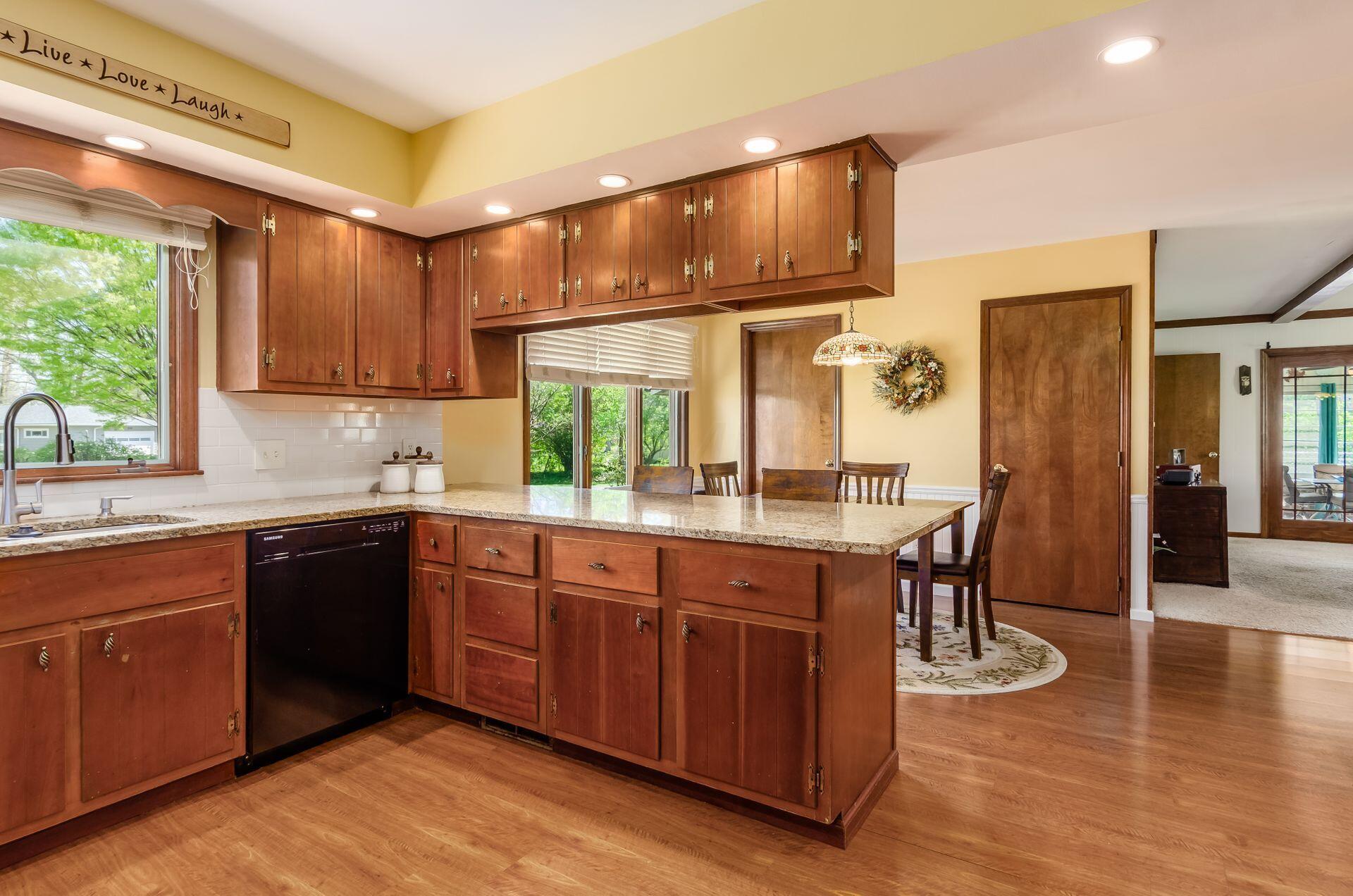 2776 Minerva Lake Road Columbus, OH 43231 - Photo 12 of 42 012_44f_g minerva lake rd-012