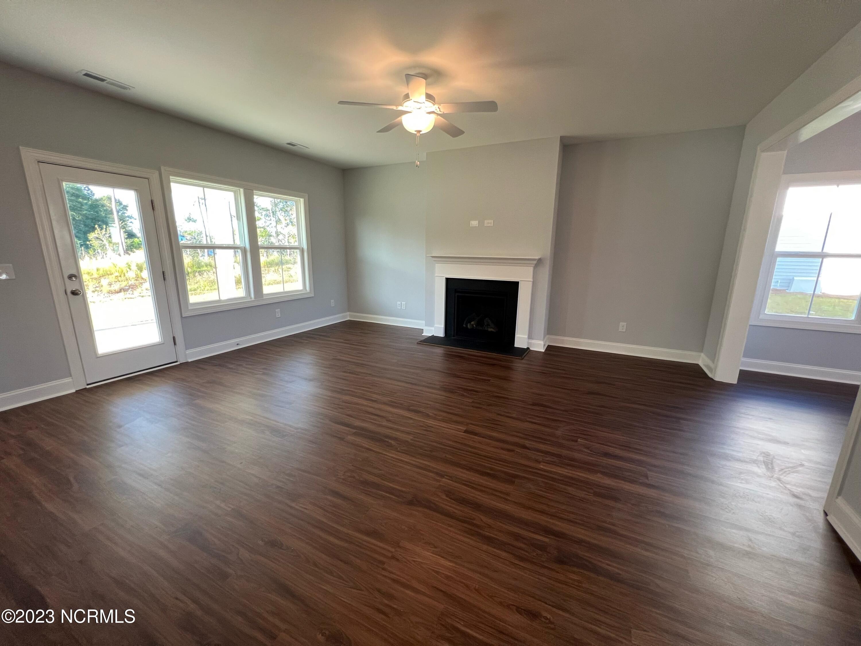 262 Langston Road Hampstead, NC 28443 - Photo 8 of 27 Gaston 114 Living room