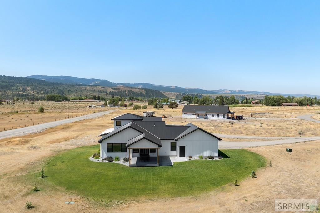 248 South River Run Court Irwin, ID 83428 - Photo 4 of 75