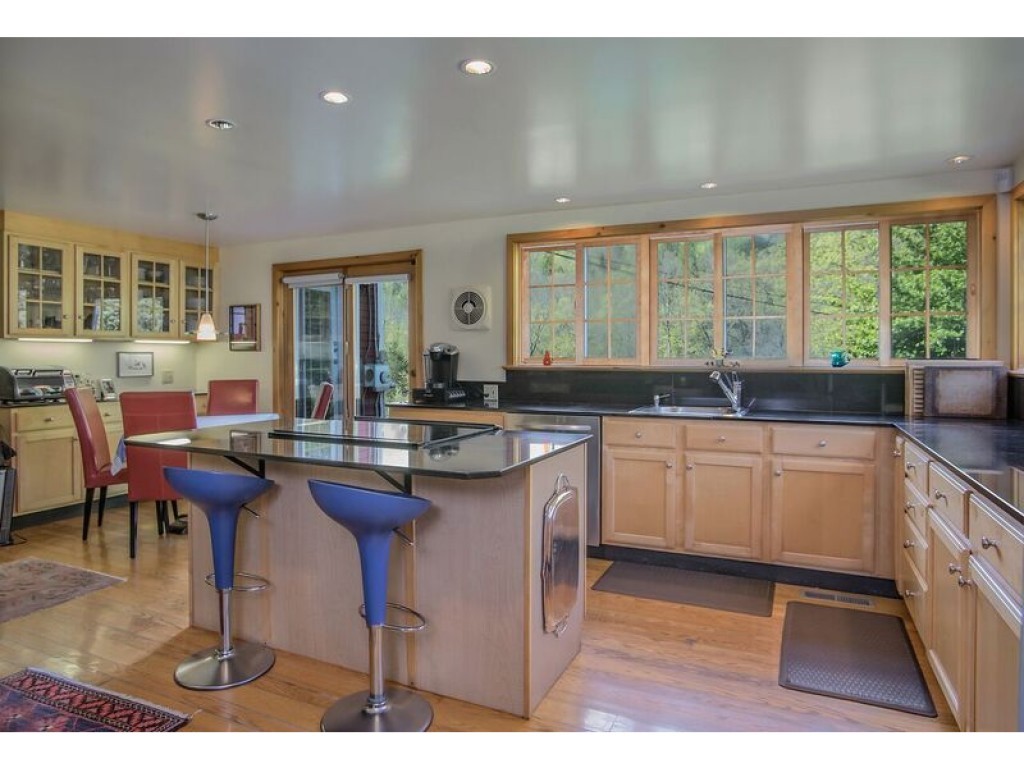 797 Sunset Lake Road Brattleboro, VT 05301 - Photo 2 of 35
