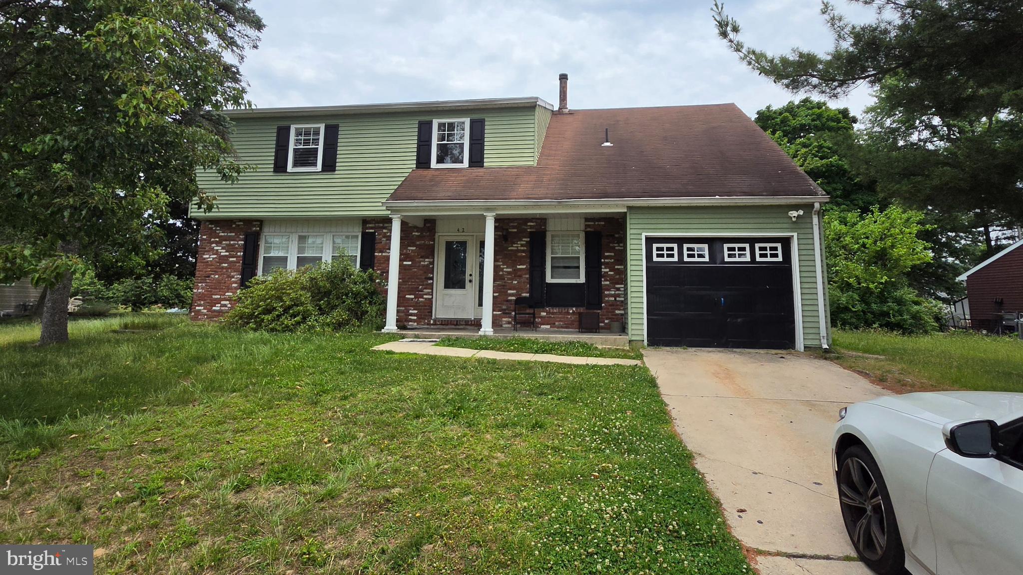 42 Hartford Road Sewell, NJ 08080 - Photo 2 of 2