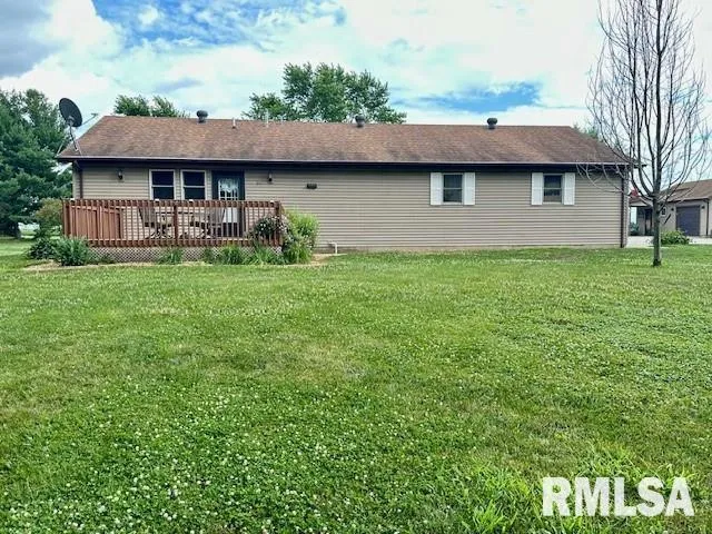 $235,000 | 1211 North 1600 East Road, Taylorville, IL 62568