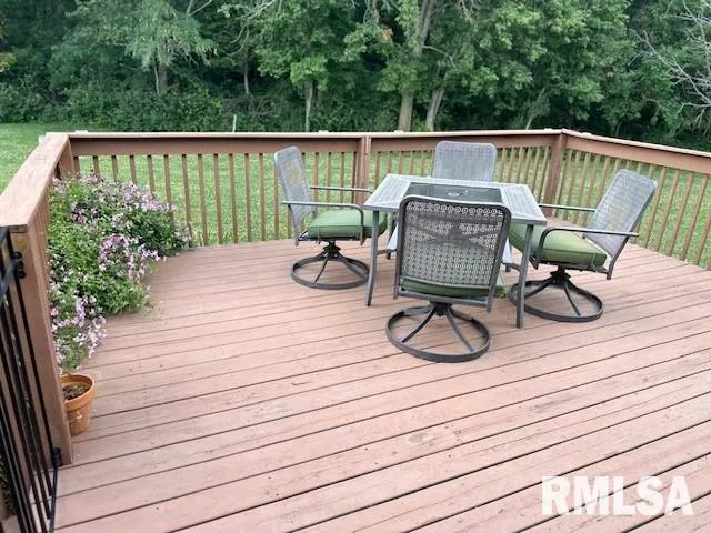 $235,000 | 1211 North 1600 East Road, Taylorville, IL 62568