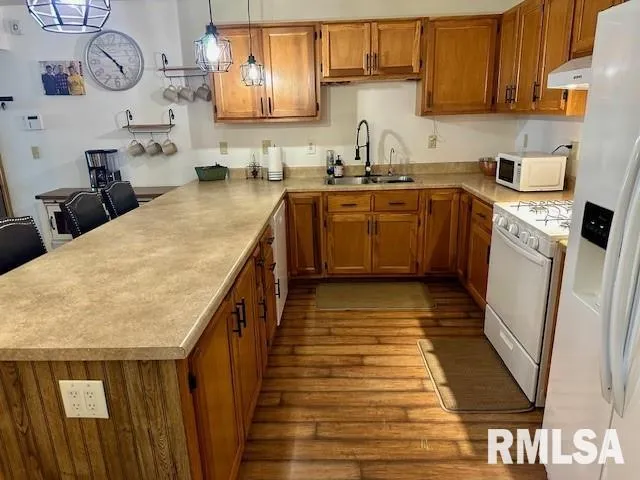 $235,000 | 1211 North 1600 East Road, Taylorville, IL 62568