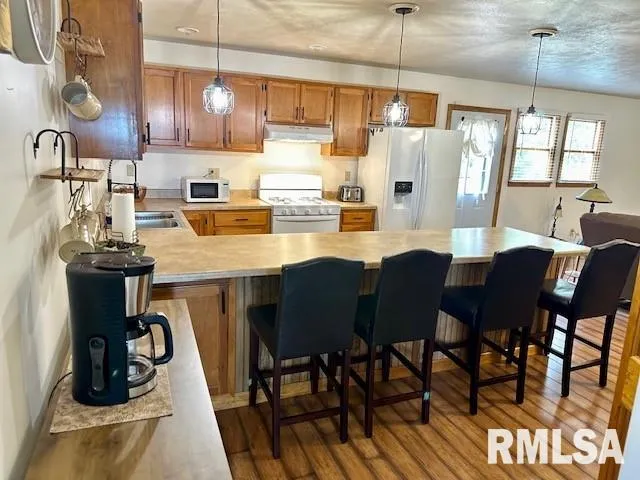 $235,000 | 1211 North 1600 East Road, Taylorville, IL 62568