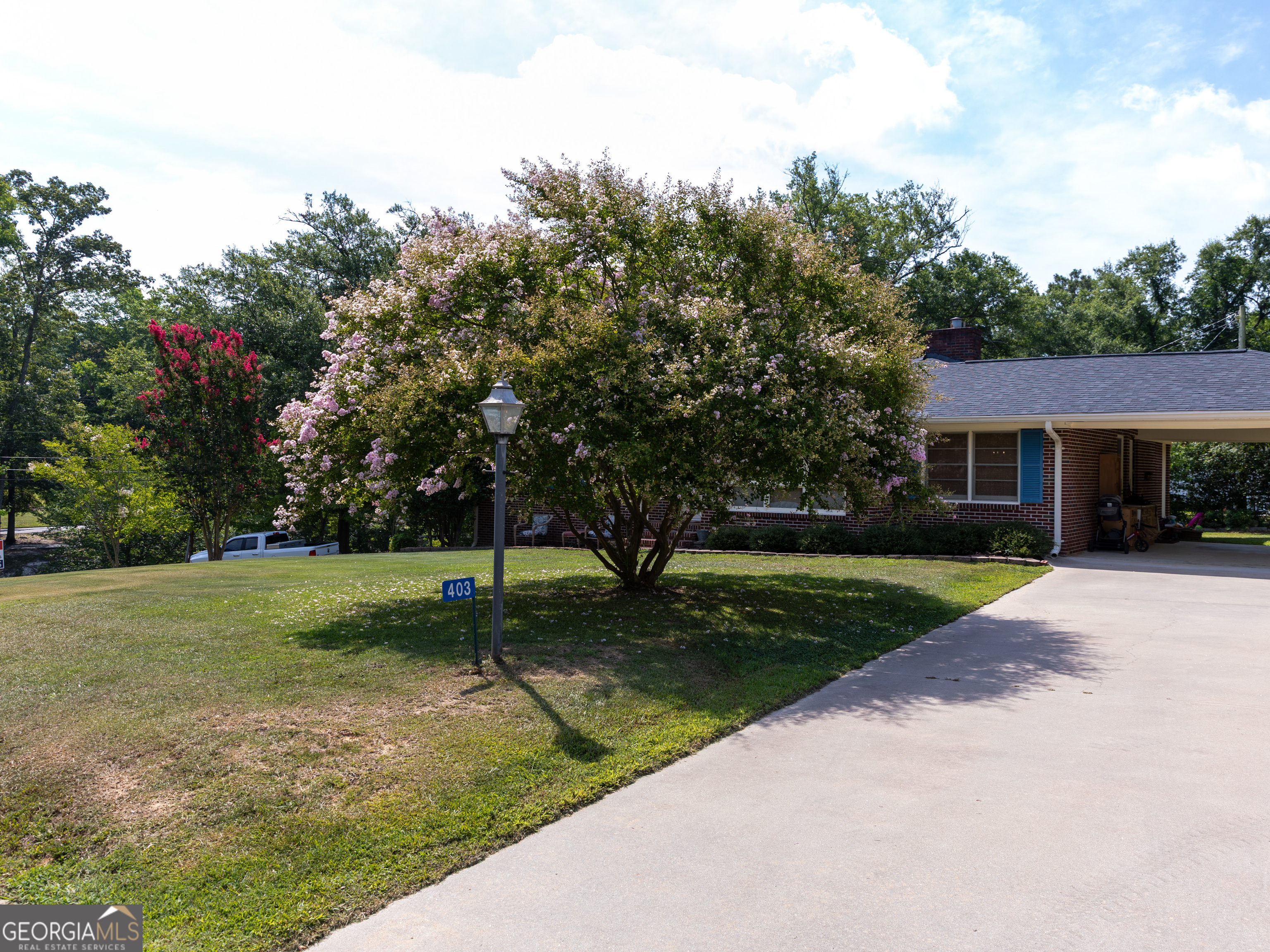 403 Ridgecrest Drive Elberton, GA 30635 - Photo 2 of 37