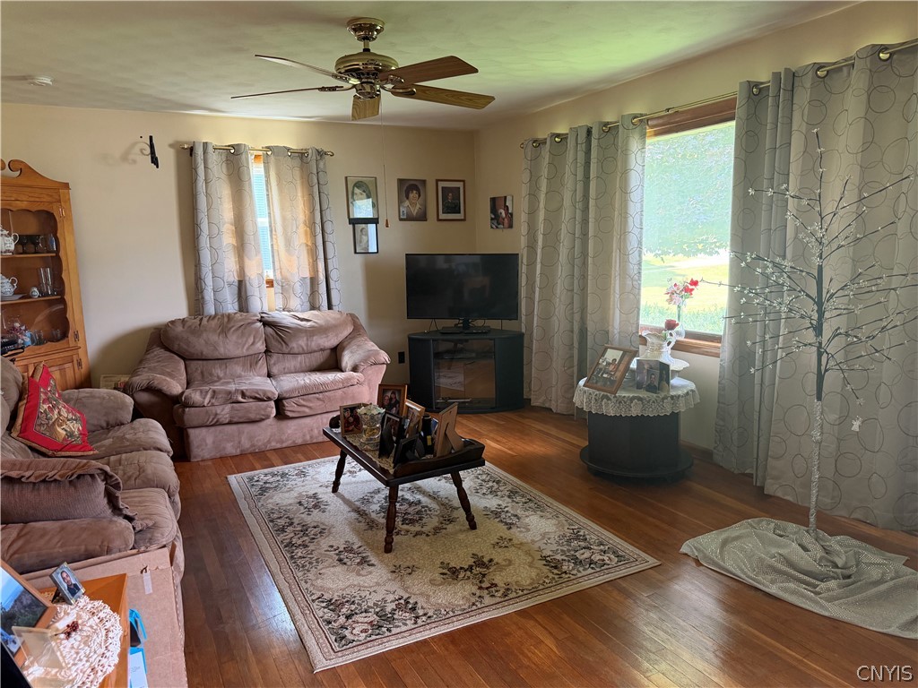 2110 County Rte 176 Volney, NY 13069 - Photo 12 of 24