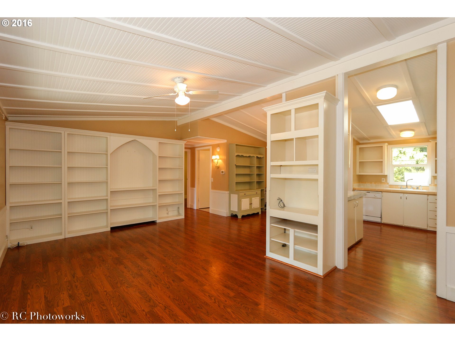 312 Blackledge Road Carson, WA 98610 - Photo 6 of 23 Gallery Image 6
