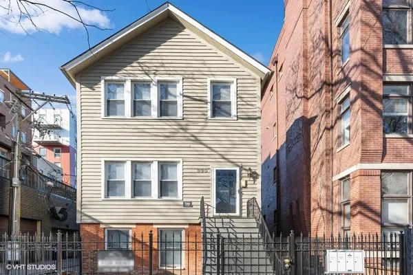 $4,500 | 330 West Evergreen Avenue, Unit 3, Chicago, IL 60610