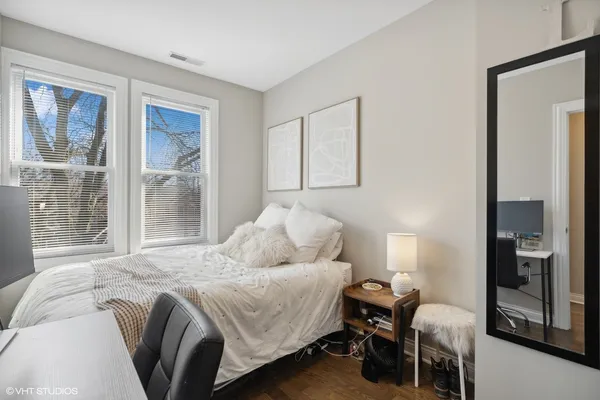 $4,500 | 330 West Evergreen Avenue, Unit 3, Chicago, IL 60610