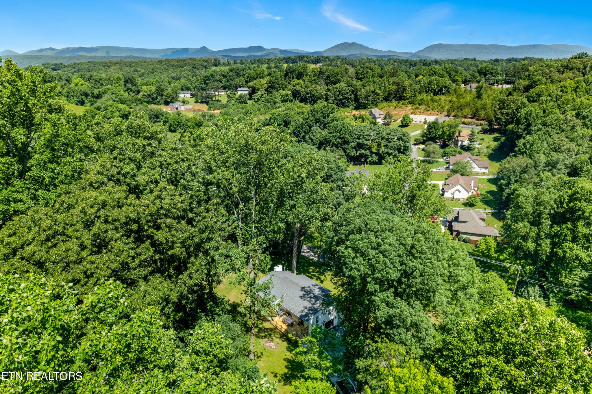 337 Farmer's Hollow Road Clinton, TN 37716 - Photo 43 of 49 Gallery Image 43