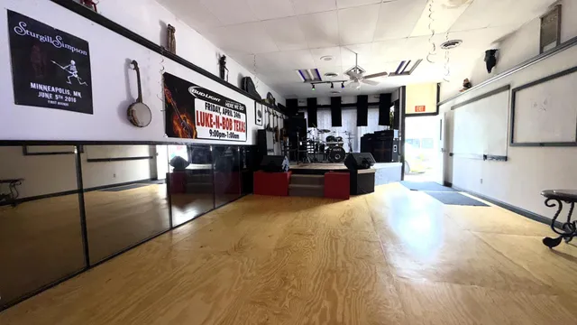 $375,000 | 24-28 East Main Street, Dodge Center, MN 55927