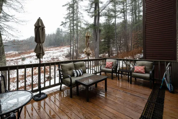 $329,000 | 974 Hard Road, Unit D6, Hartford, VT 05059