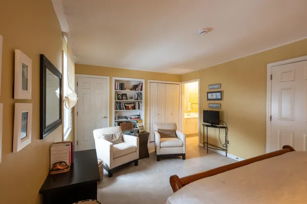 $329,000 | 974 Hard Road, Unit D6, Hartford, VT 05059