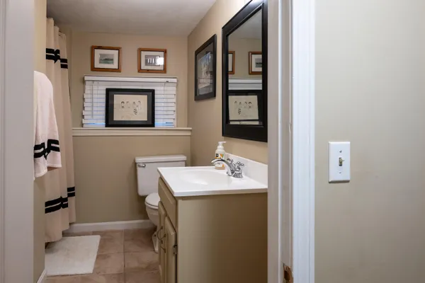 $329,000 | 974 Hard Road, Unit D6, Hartford, VT 05059