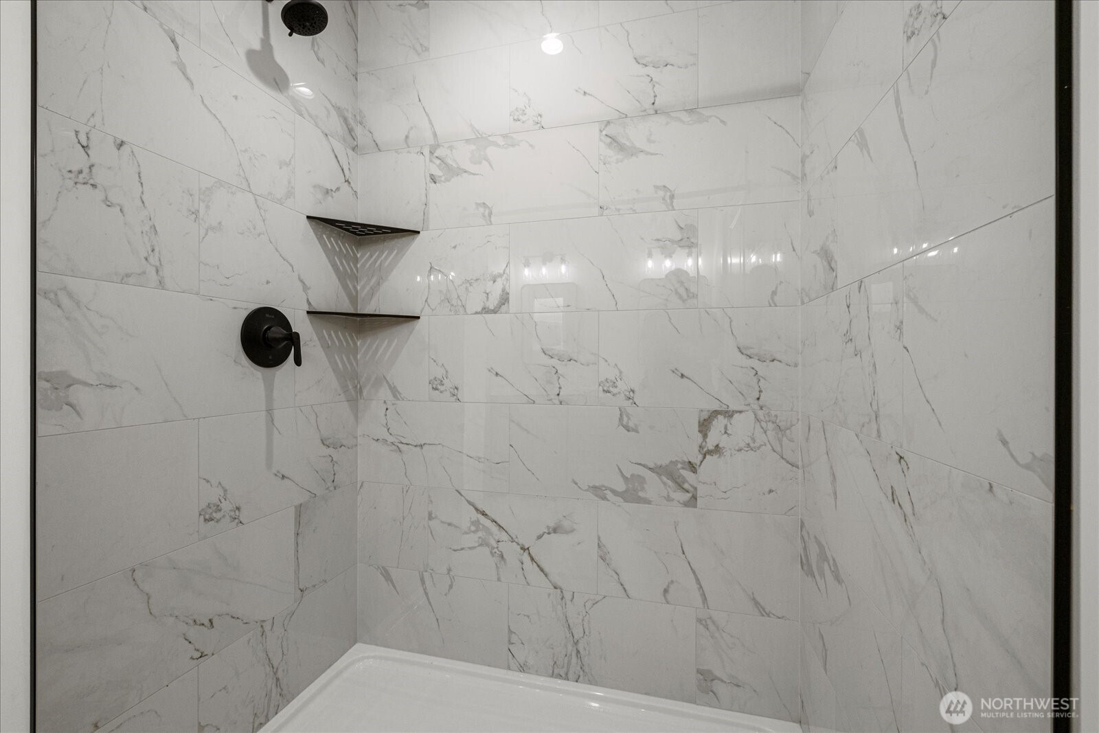 4955 Henley Street Blaine, WA 98230 - Photo 10 of 17