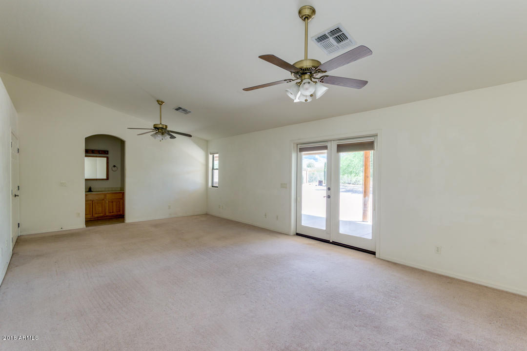 843 South Starr Road Apache Junction, AZ 85119 - Photo 15 of 39 17-Starr