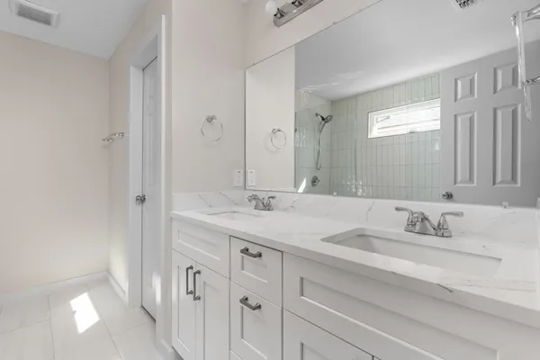 $439,000 | 11116 Jim Thorpe Lane, Austin, TX 78748