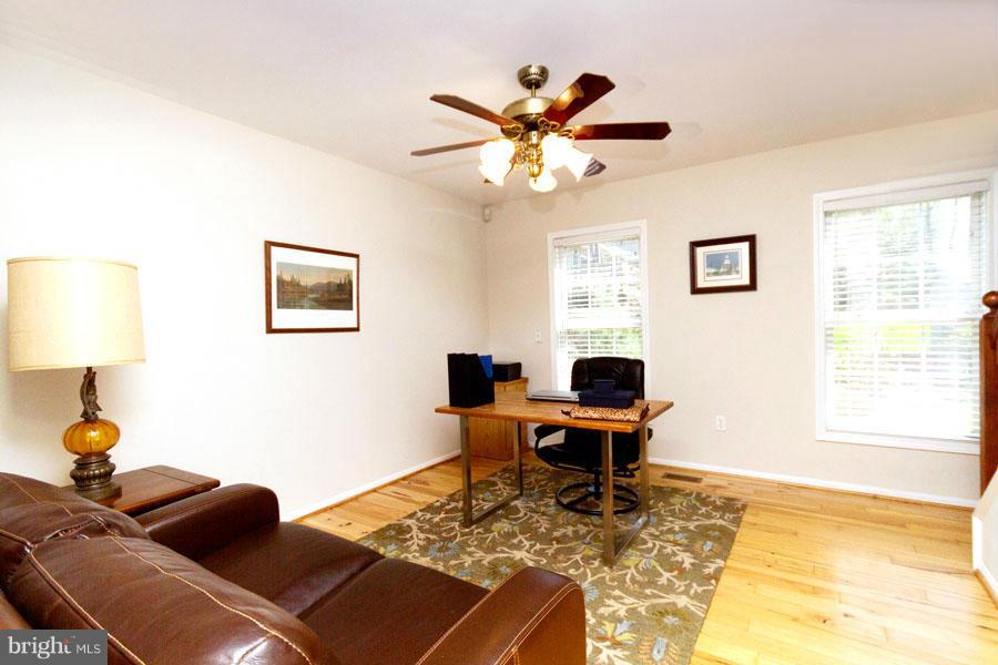 3908 Rhode Harbor Road Edgewater, MD 21037 - Photo 8 of 30 Light-Filled Den / Home Office