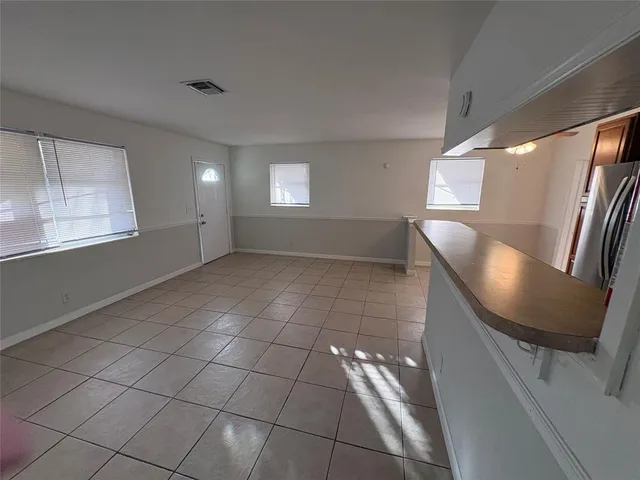 $3,250 | 301 Southeast 21st Avenue, Boynton Beach, FL 33435