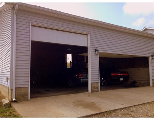 812 East T R 30 West Liberty, OH 43357 - Photo 4 of 21