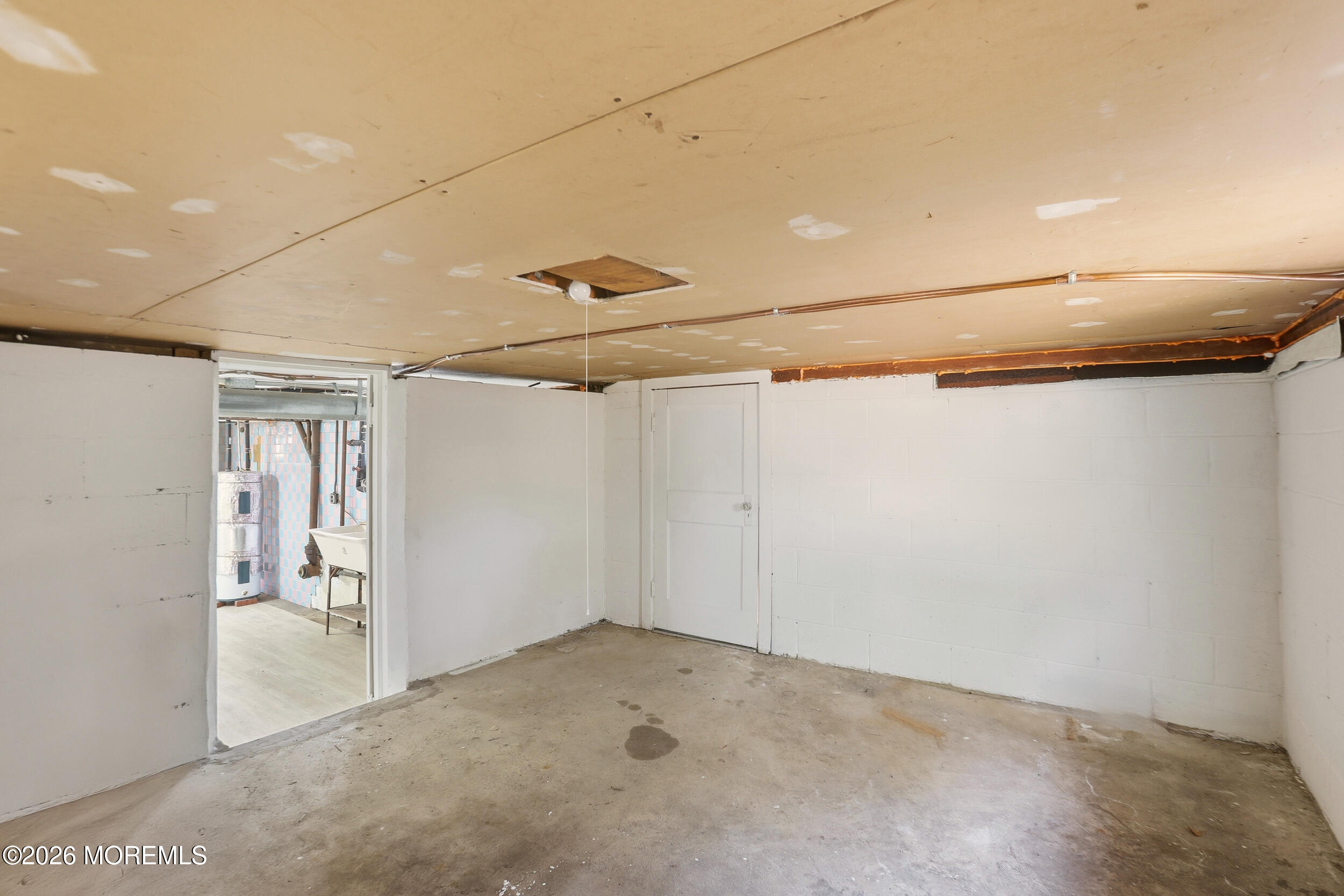 9 Riccis Drive Jackson, NJ 08527 - Photo 13 of 30 a view of a garage