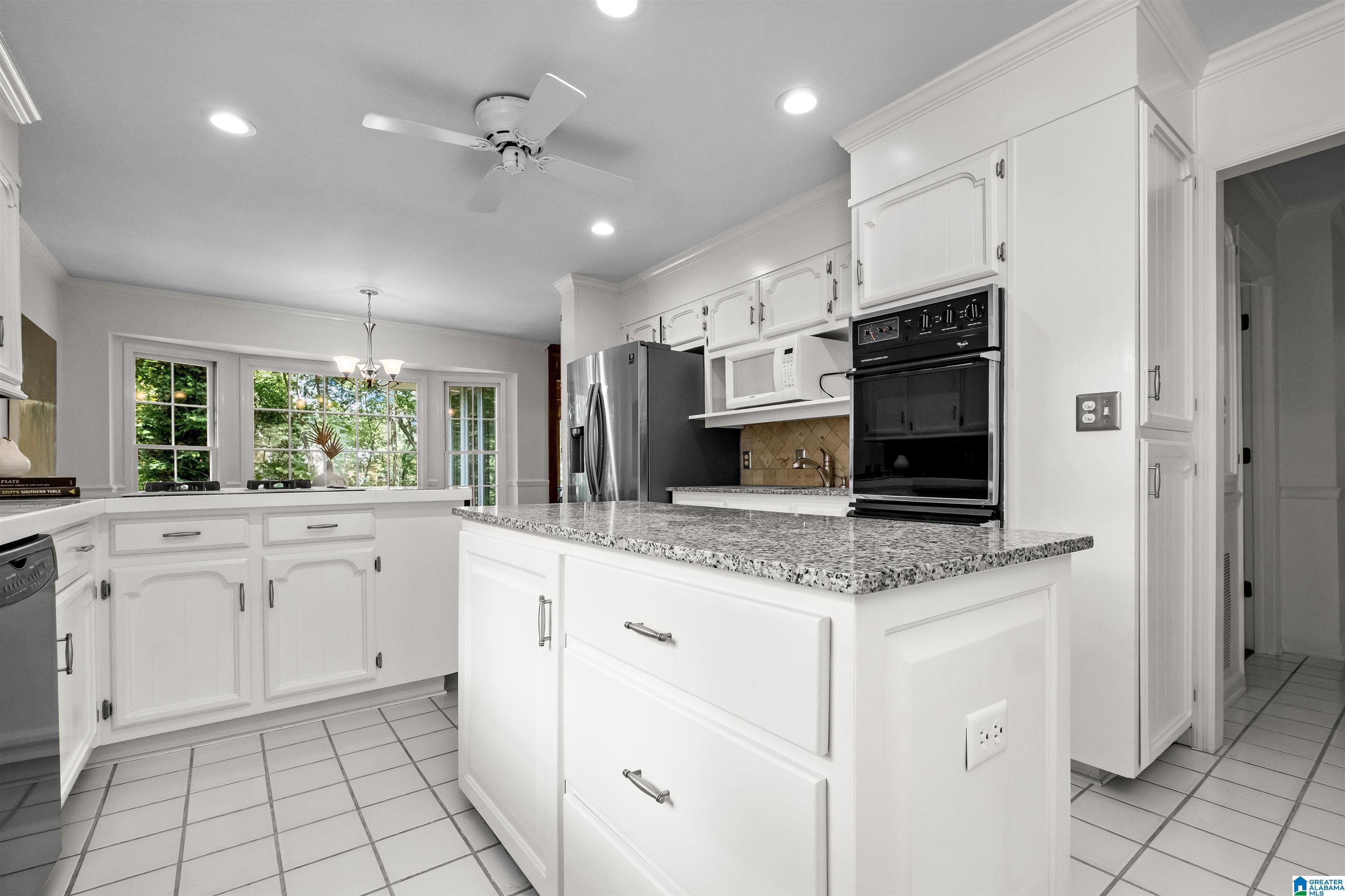4520 Pine Mountain Road Birmingham, AL 35213 - Photo 12 of 54