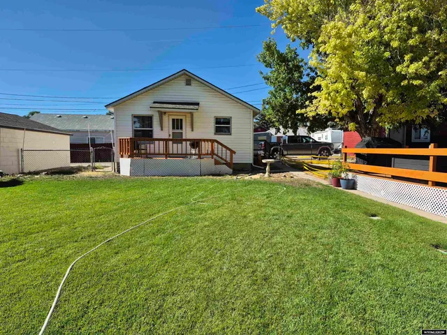 $275,000 | 84 South 4th West, Green River, WY 82935