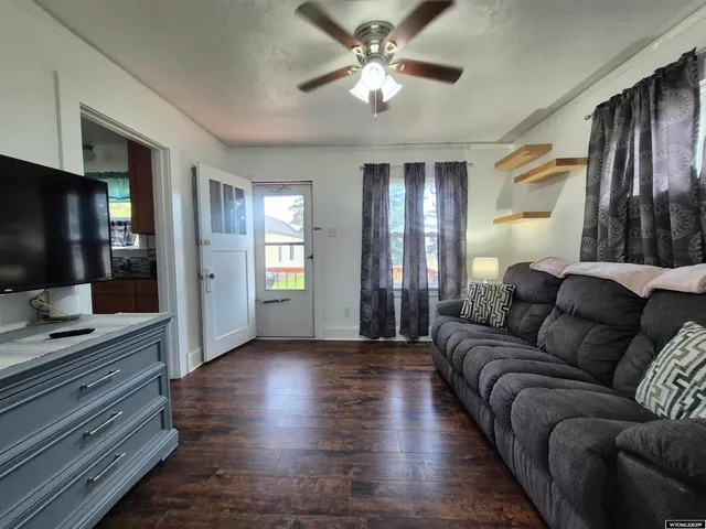 $275,000 | 84 South 4th West, Green River, WY 82935