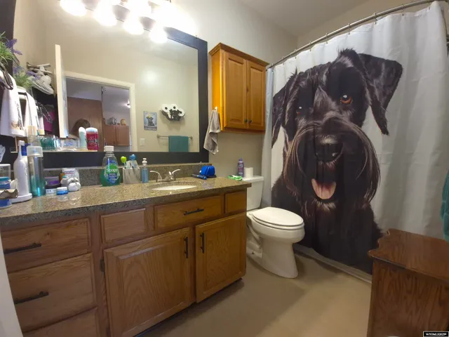 $275,000 | 84 South 4th West, Green River, WY 82935