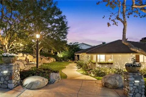 $1,699,900 | 1098 West 25th Street, Upland, CA 91784