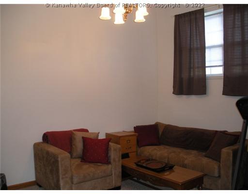 114 Middle Coach Road Hurricane, WV 25526 - Photo 12 of 13 Den/Family/Great Room.
