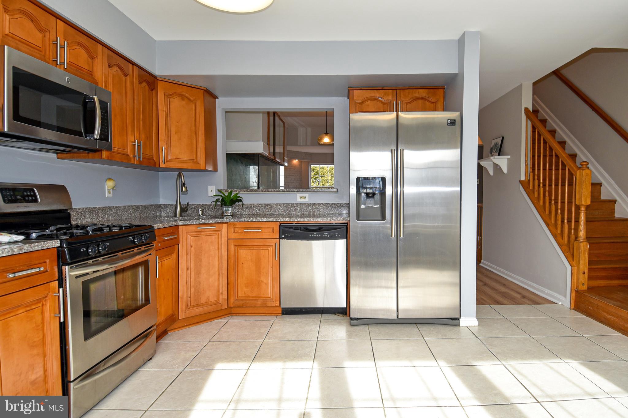 4002 Cutty Sark Road Middle River, MD 21220 - Photo 3 of 24