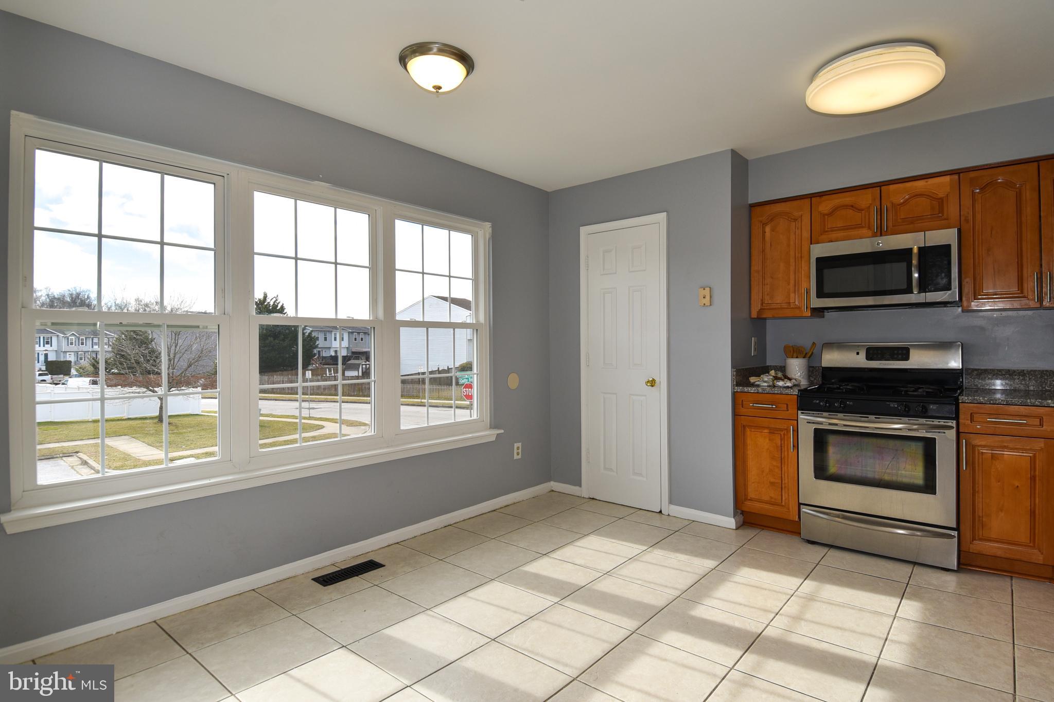 4002 Cutty Sark Road Middle River, MD 21220 - Photo 4 of 24