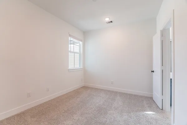 $2,300 | 140 Red Cascade Trail, Willis, TX 77318
