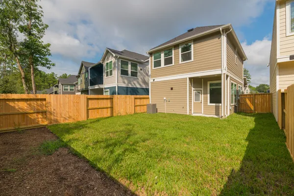 $2,300 | 140 Red Cascade Trail, Willis, TX 77318