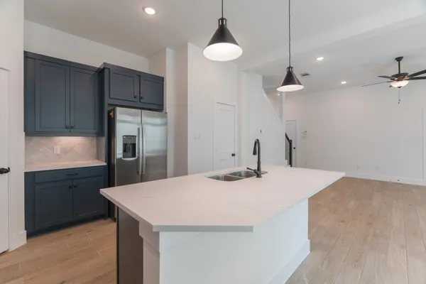 $2,300 | 140 Red Cascade Trail, Willis, TX 77318