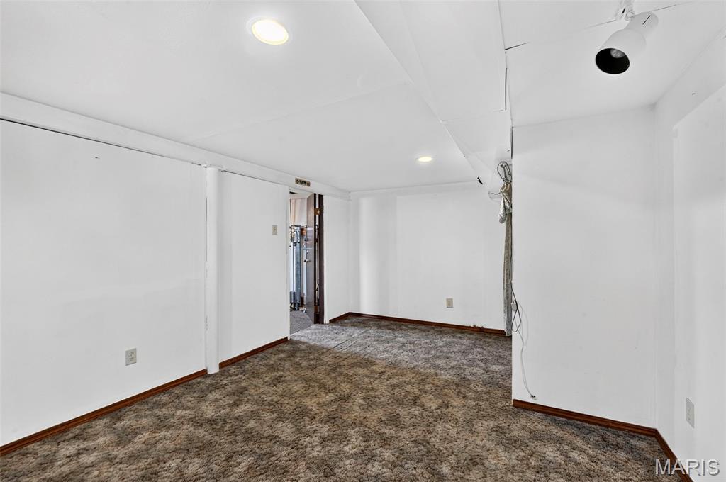 5512 Kerth Road St. Louis, MO 63128 - Photo 21 of 29 Gallery Image 21