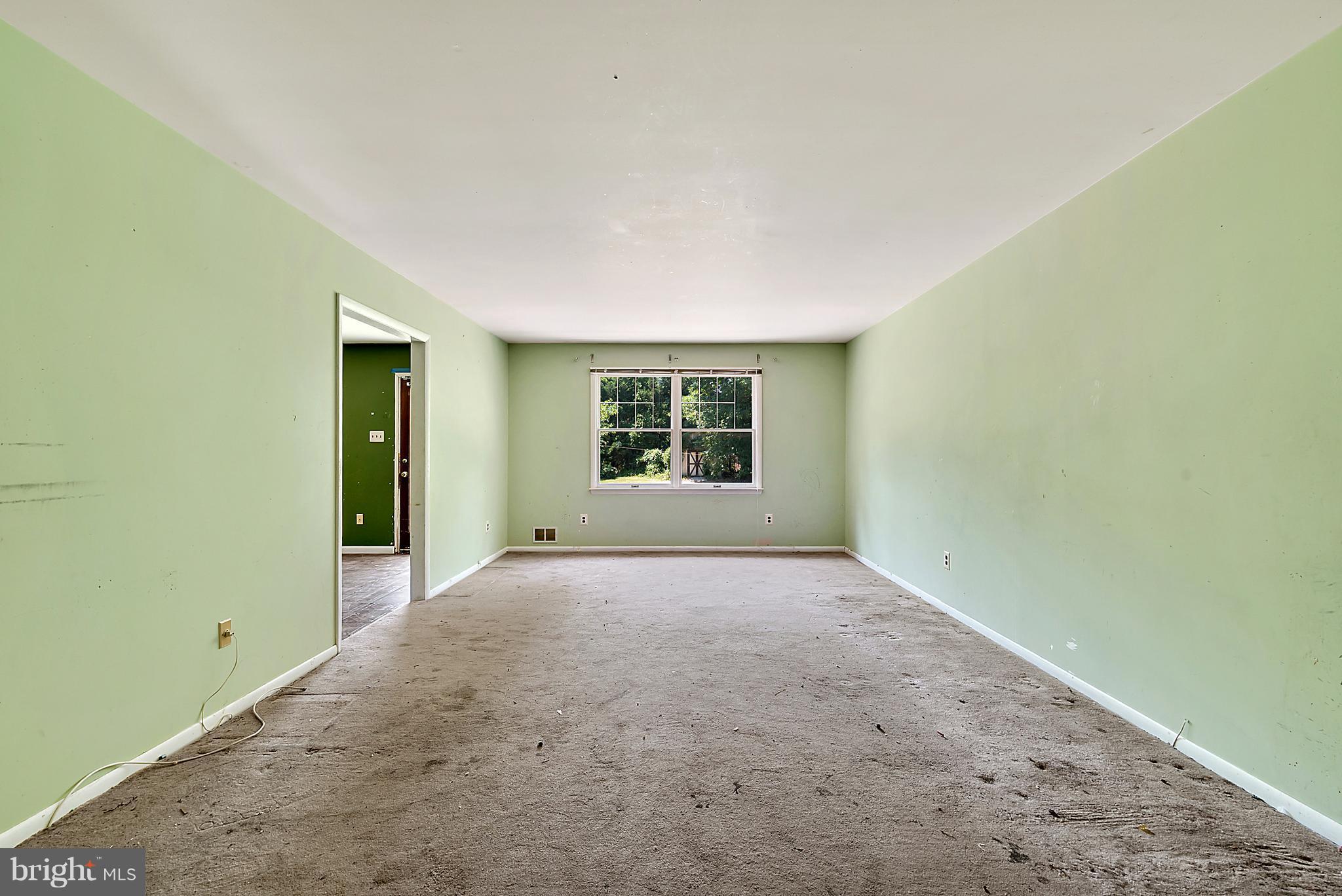 7016 Ben Franklin Road Springfield, VA 22150 - Photo 13 of 30 Interior (General)