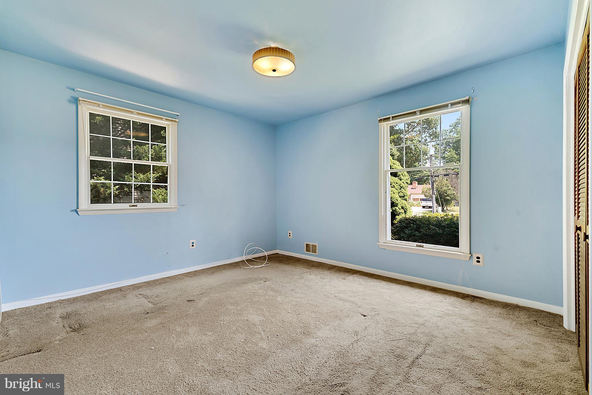 7016 Ben Franklin Road Springfield, VA 22150 - Photo 14 of 30 Interior (General)