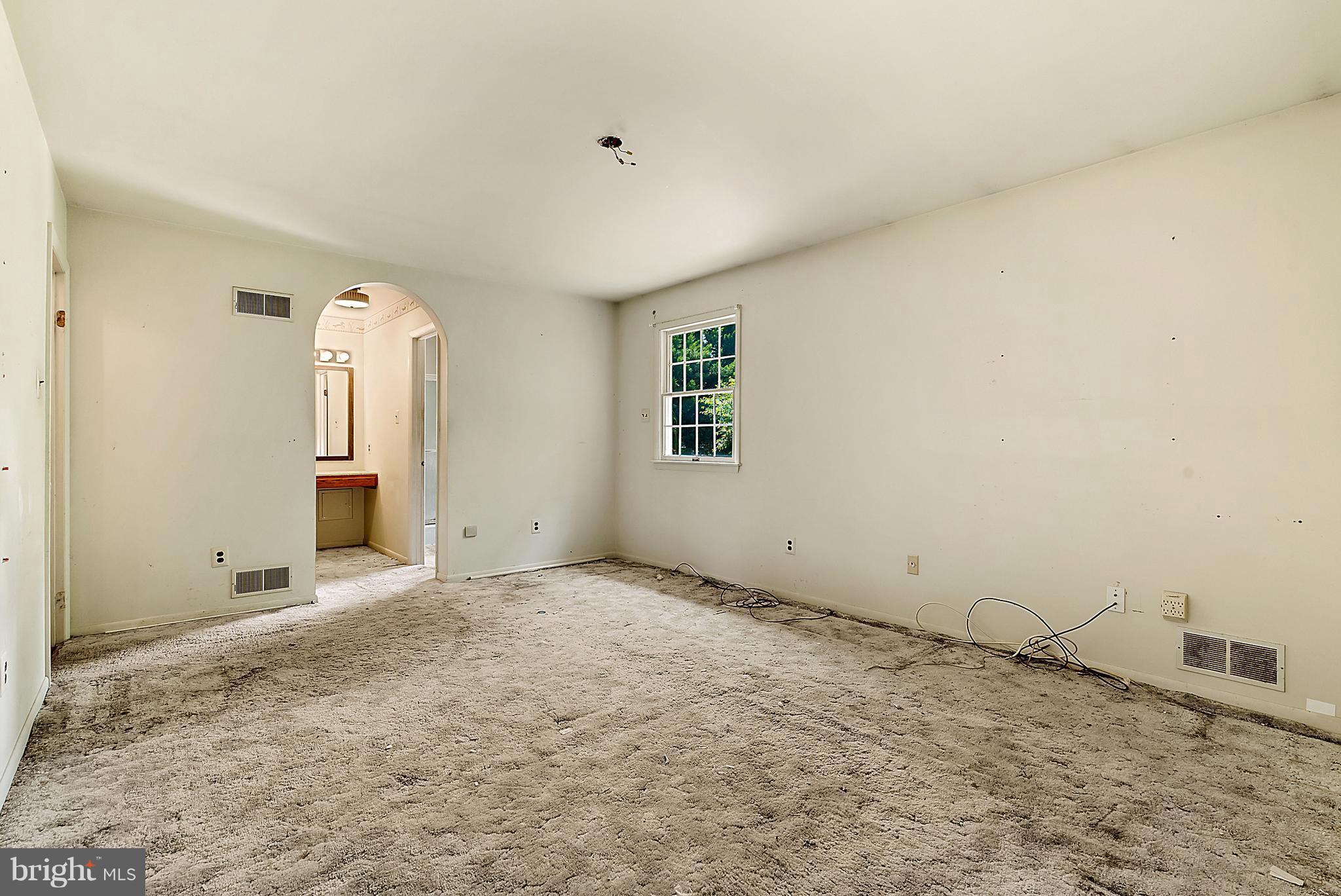 7016 Ben Franklin Road Springfield, VA 22150 - Photo 17 of 30 Interior (General)