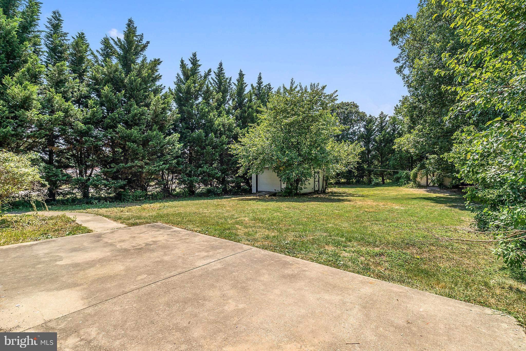7016 Ben Franklin Road Springfield, VA 22150 - Photo 24 of 30 Exterior (Rear)