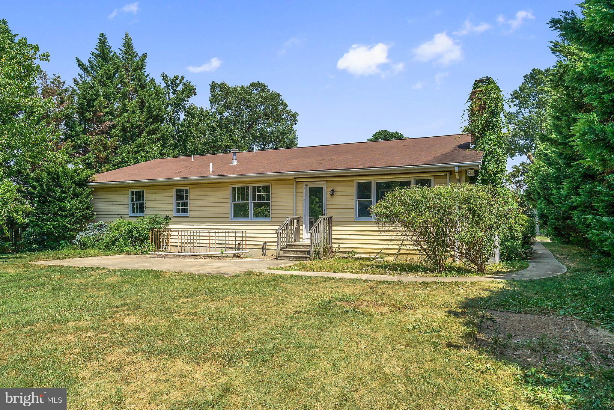 7016 Ben Franklin Road Springfield, VA 22150 - Photo 28 of 30 Exterior (Rear)